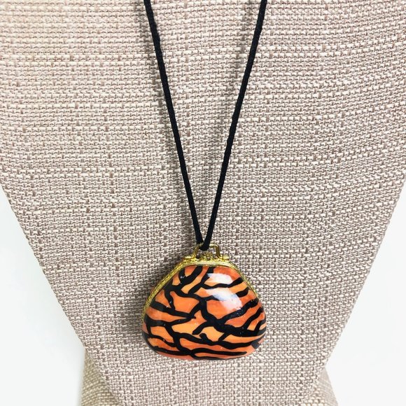 Vintage Faux Limoge Porcelain Animal Print Purse Necklace w Accessories - Picture 2 of 8